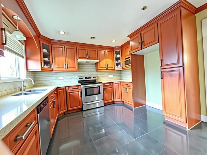 Photo 6 at 5045 Payne Street, Collingwood VE, Vancouver East
