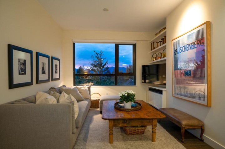 Photo 12 at 302 - 4427 Cambie Street, Cambie, Vancouver West
