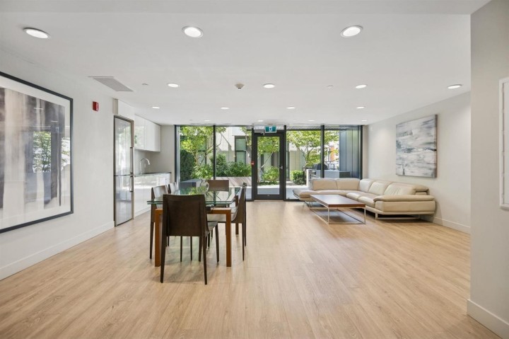 Photo 35 at 302 - 4427 Cambie Street, Cambie, Vancouver West
