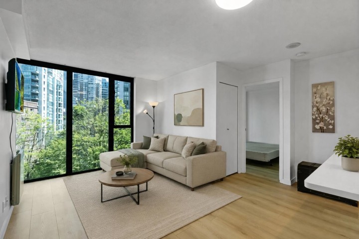 Photo 3 at 501 - 1331 W Georgia Street, Coal Harbour, Vancouver West