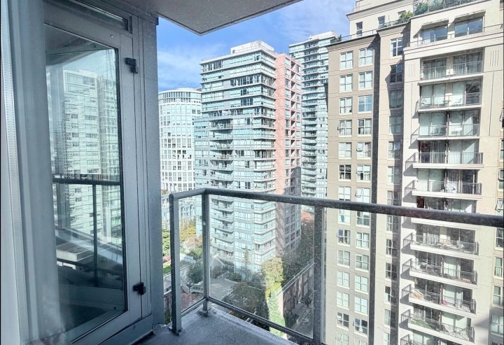 Photo 20 at 1702 - 1001 Richards Street, Downtown VW, Vancouver West