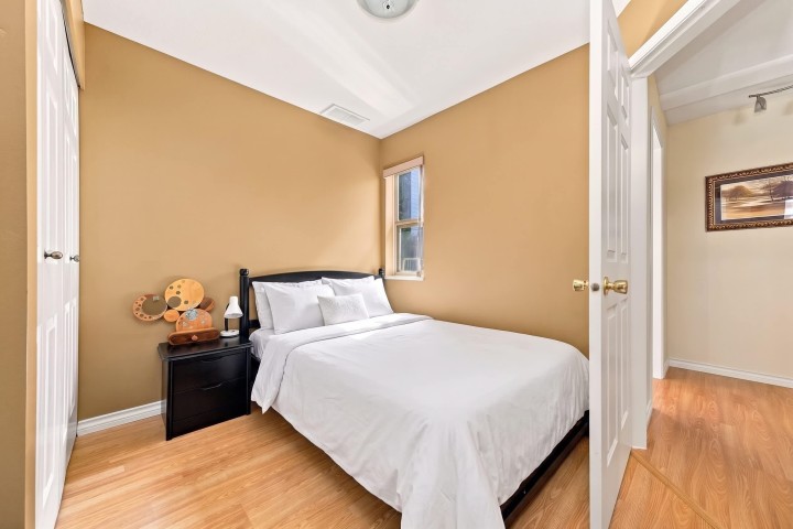 Photo 17 at 1523 Lawson Avenue, Ambleside, West Vancouver