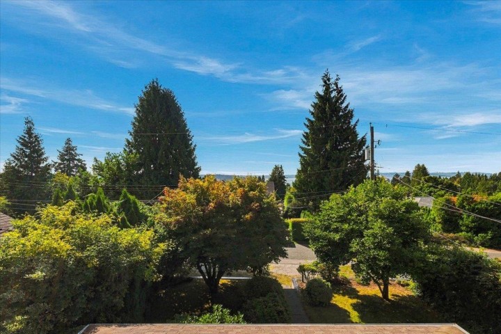 Photo 28 at 1523 Lawson Avenue, Ambleside, West Vancouver
