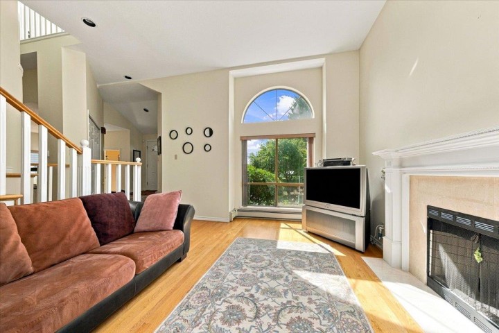 Photo 5 at 1523 Lawson Avenue, Ambleside, West Vancouver