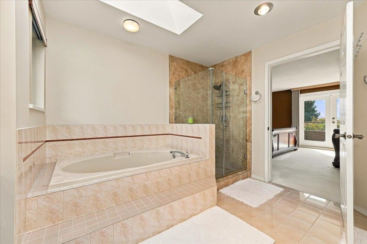 Photo 25 at 1523 Lawson Avenue, Ambleside, West Vancouver