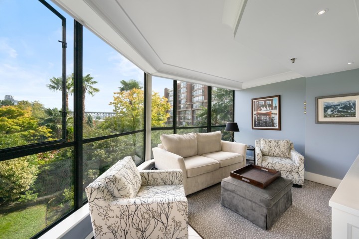 Photo 13 at 205 - 1470 Pennyfarthing Drive, False Creek, Vancouver West