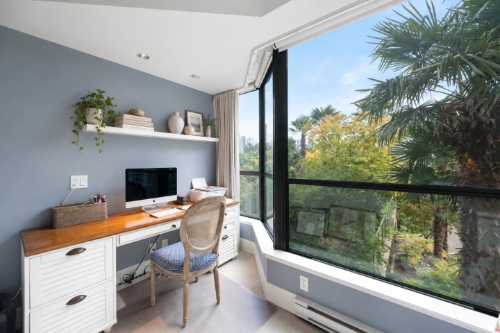 Photo 20 at 205 - 1470 Pennyfarthing Drive, False Creek, Vancouver West