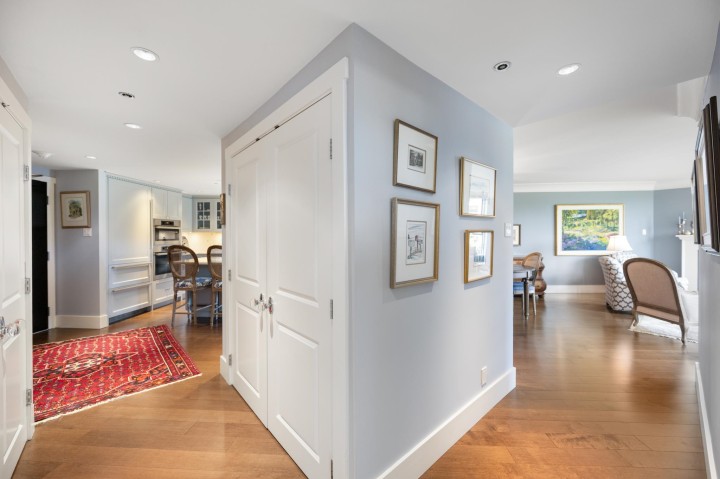 Photo 18 at 205 - 1470 Pennyfarthing Drive, False Creek, Vancouver West