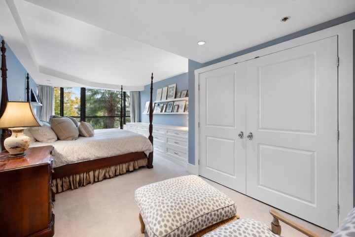 Photo 19 at 205 - 1470 Pennyfarthing Drive, False Creek, Vancouver West