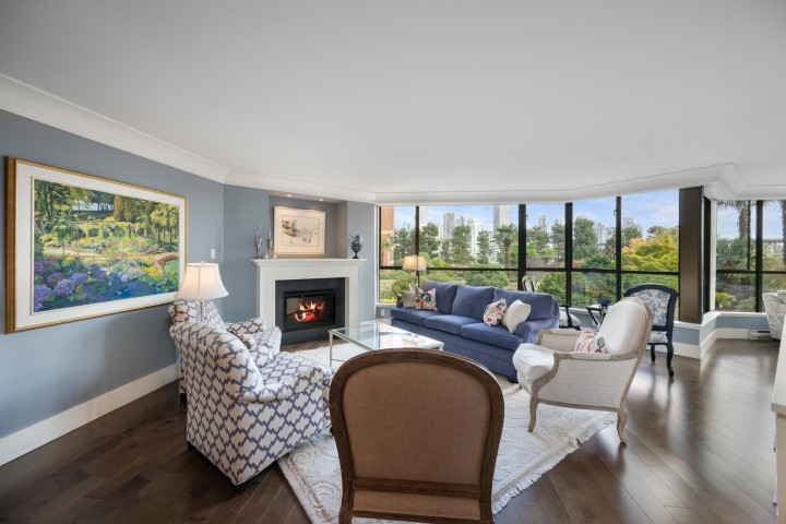 Photo 8 at 205 - 1470 Pennyfarthing Drive, False Creek, Vancouver West