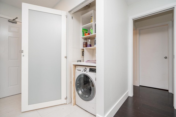Photo 27 at 403 - 811 Helmcken Street, Downtown VW, Vancouver West