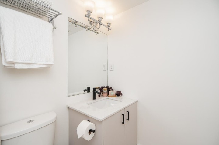 Photo 26 at 403 - 811 Helmcken Street, Downtown VW, Vancouver West