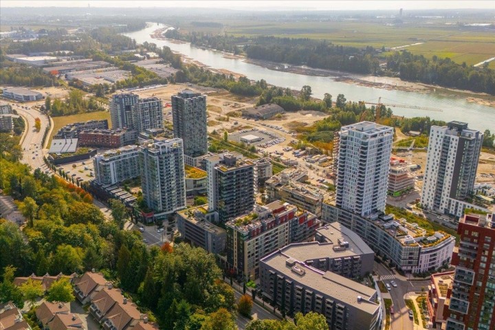 Photo 26 at 706 - 3557 Sawmill Crescent, South Marine, Vancouver East