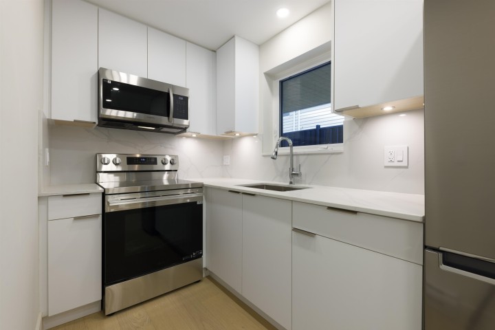 Photo 19 at 2068 E 1st Avenue, Grandview Woodland, Vancouver East