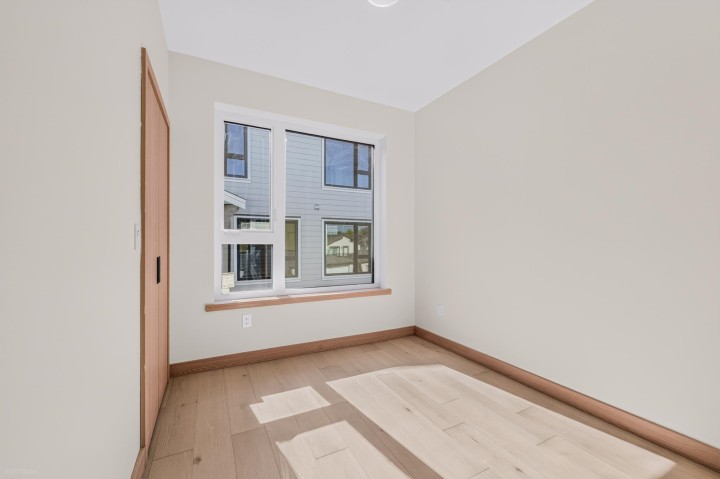 Photo 9 at 3 - 1325 E 37th Avenue, Knight, Vancouver East