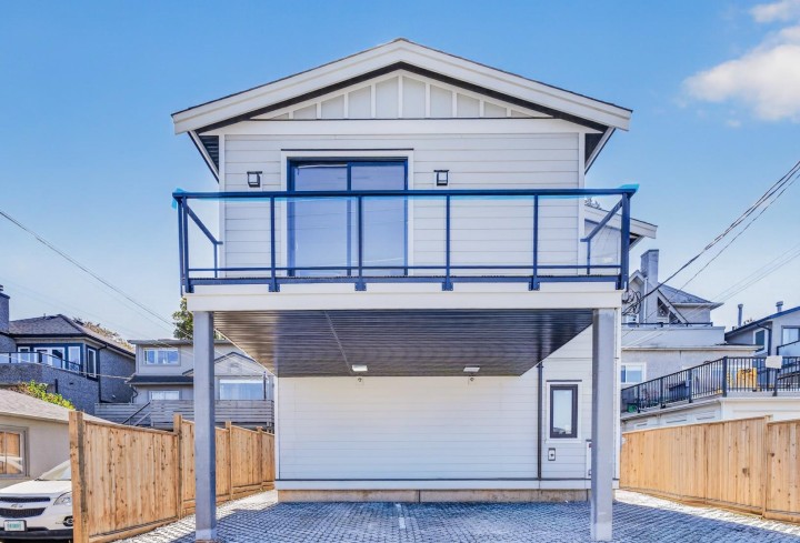 Photo 15 at 3 - 1325 E 37th Avenue, Knight, Vancouver East