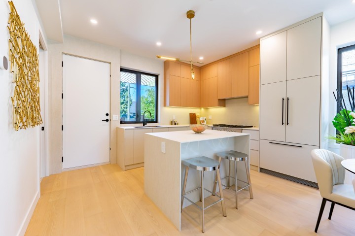 Photo 7 at 6577 Lime Street, S.W. Marine, Vancouver West