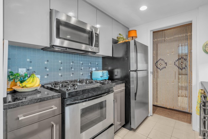 Photo 11 at 3005 - 1408 Strathmore Mews, Yaletown, Vancouver West
