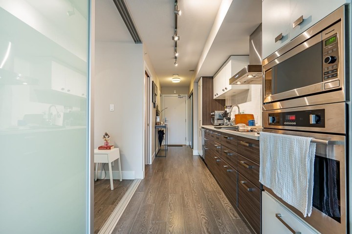 Photo 11 at 524 - 1783 Manitoba Street, False Creek, Vancouver West