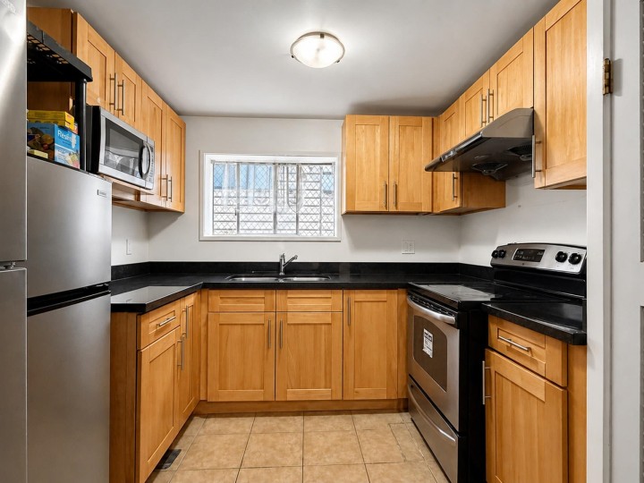 Photo 24 at 6175 Quebec Street, Main, Vancouver East
