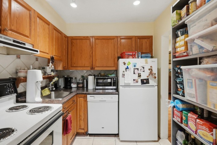 Photo 12 at 229 - 711 E 6th Avenue, Mount Pleasant VE, Vancouver East