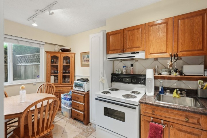 Photo 14 at 229 - 711 E 6th Avenue, Mount Pleasant VE, Vancouver East
