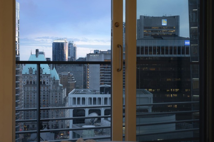 Photo 12 at 3804 - 1011 W Cordova Street, Coal Harbour, Vancouver West