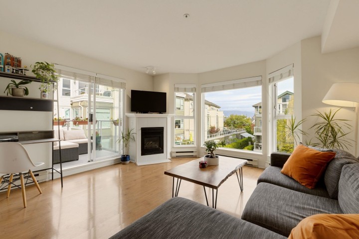 Photo 1 at 303 - 225 E 19th Avenue, Main, Vancouver East