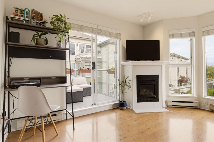 Photo 9 at 303 - 225 E 19th Avenue, Main, Vancouver East
