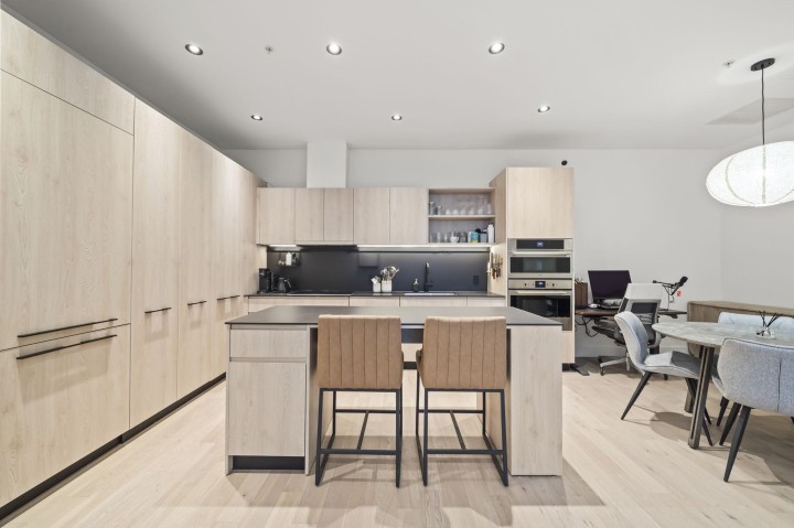 Photo 6 at 3958 Dumfries Street, Knight, Vancouver East