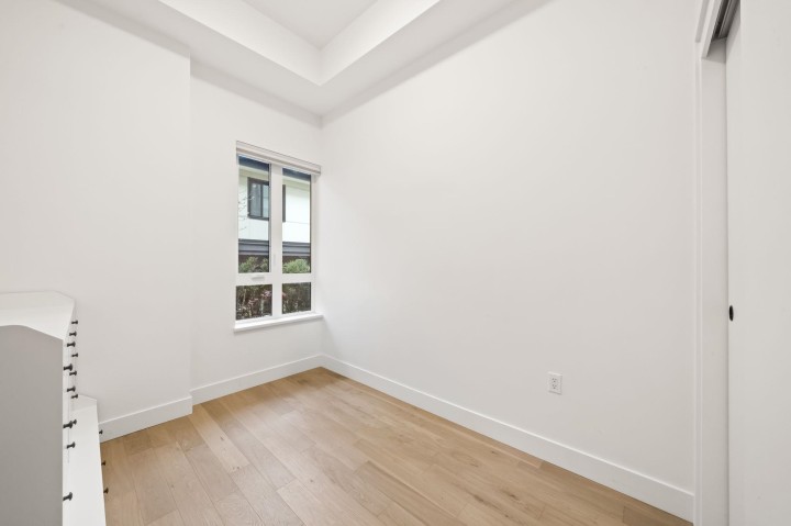 Photo 17 at 3958 Dumfries Street, Knight, Vancouver East