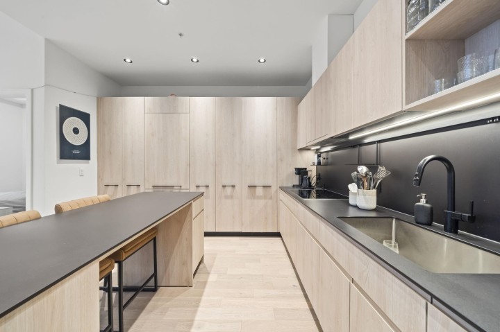 Photo 9 at 3958 Dumfries Street, Knight, Vancouver East
