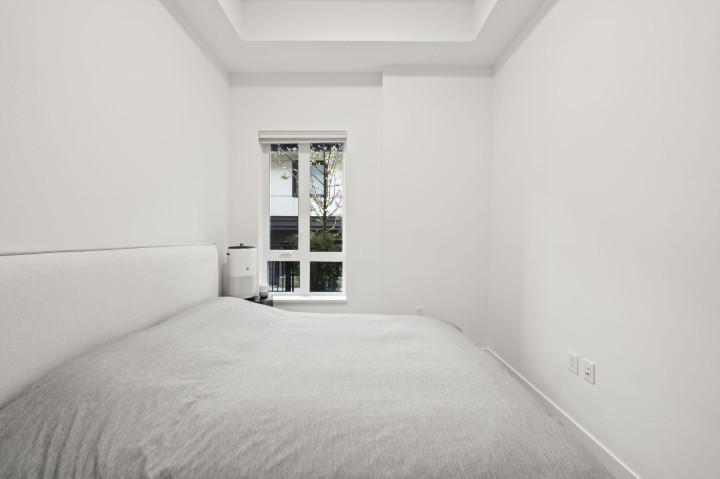 Photo 14 at 3958 Dumfries Street, Knight, Vancouver East