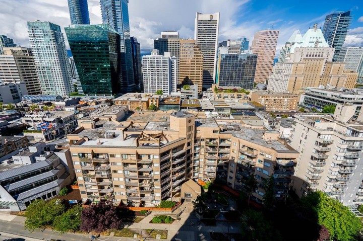 Photo 31 at 1505 - 1050 Smithe Street, West End VW, Vancouver West