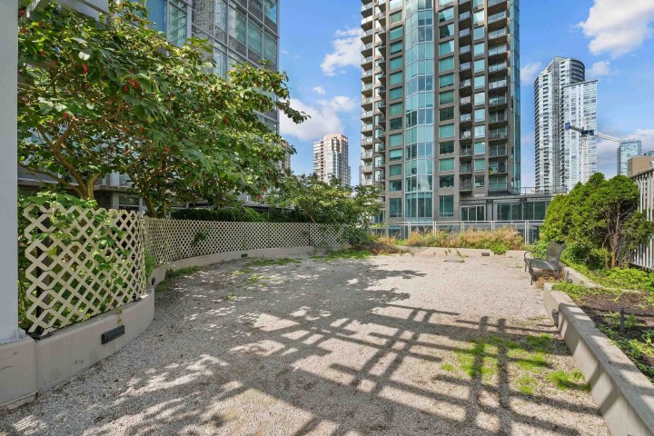 Photo 24 at 1901 - 888 Homer Street, Downtown VW, Vancouver West