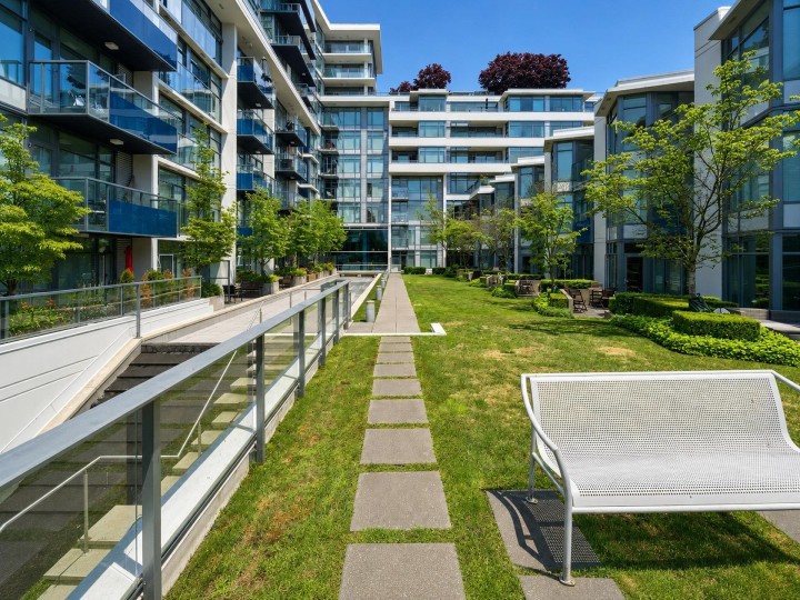 Photo 10 at 131 - 1777 W 7th Avenue, Fairview VW, Vancouver West