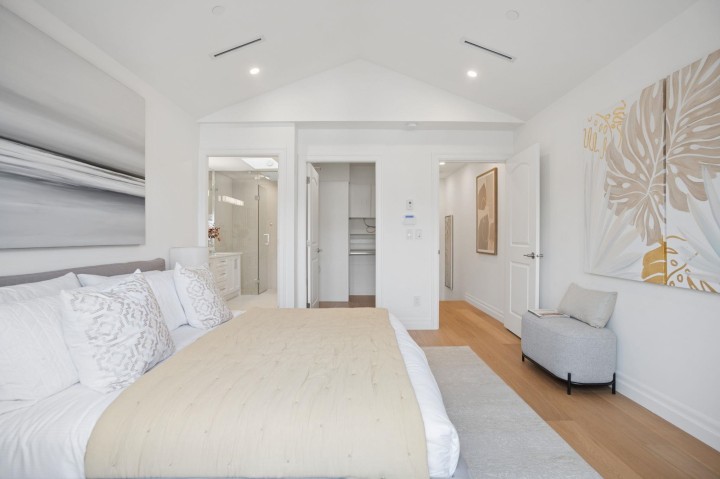 Photo 12 at 2523 W 8th Avenue, Kitsilano, Vancouver West