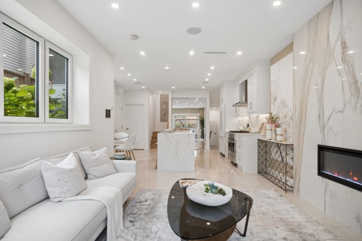 Photo 5 at 2523 W 8th Avenue, Kitsilano, Vancouver West