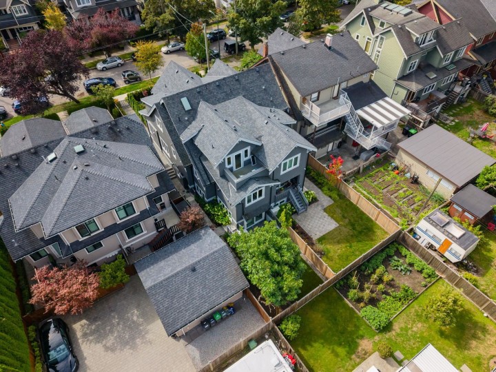 Photo 24 at 2523 W 8th Avenue, Kitsilano, Vancouver West
