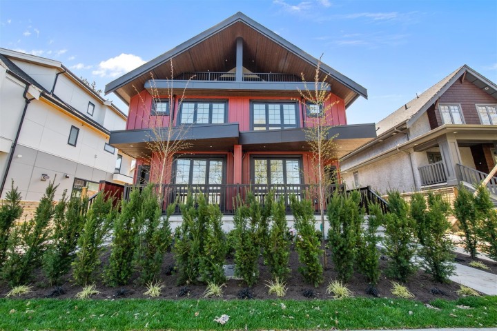 Photo 1 at 2 - 1166 E 26th Avenue, Knight, Vancouver East