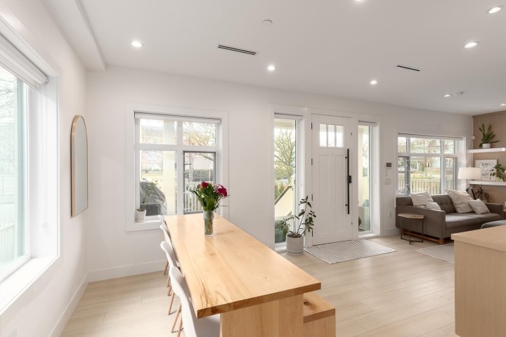 Photo 8 at 1727 E 22nd Avenue, Victoria VE, Vancouver East