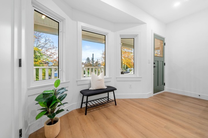 Photo 5 at 2528 Mcgill Street, Hastings Sunrise, Vancouver East