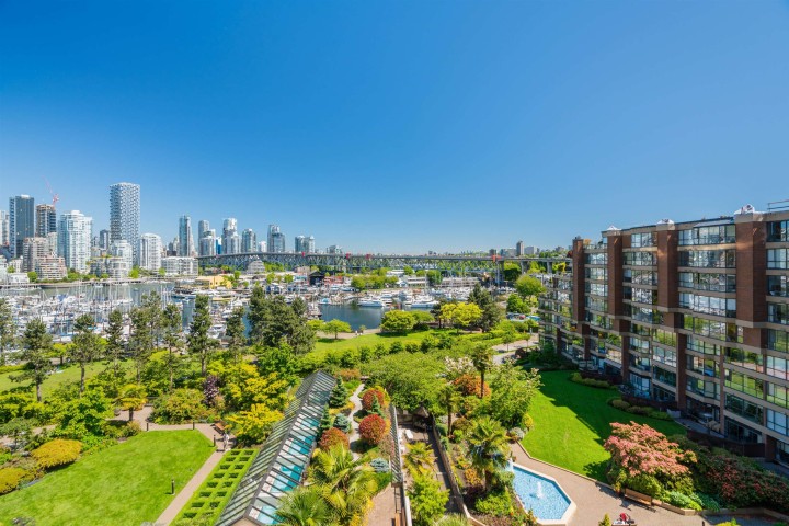 Photo 34 at 602 - 1490 Pennyfarthing Drive, False Creek, Vancouver West