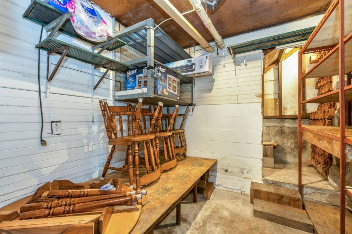 Photo 23 at 3350 E 8 Avenue, Renfrew VE, Vancouver East