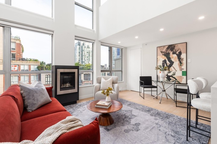 Photo 2 at 608 - 1238 Richards Street, Yaletown, Vancouver West