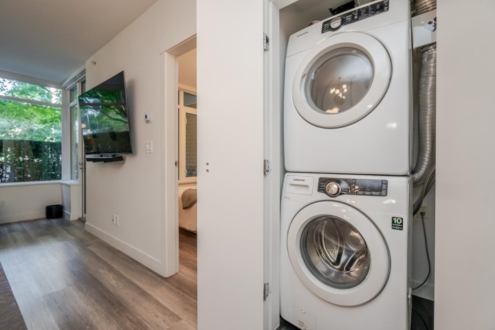 Photo 17 at 107 - 110 Switchmen Street, Mount Pleasant VE, Vancouver East