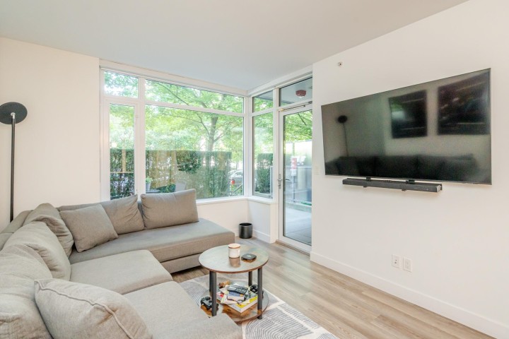 Photo 5 at 107 - 110 Switchmen Street, Mount Pleasant VE, Vancouver East
