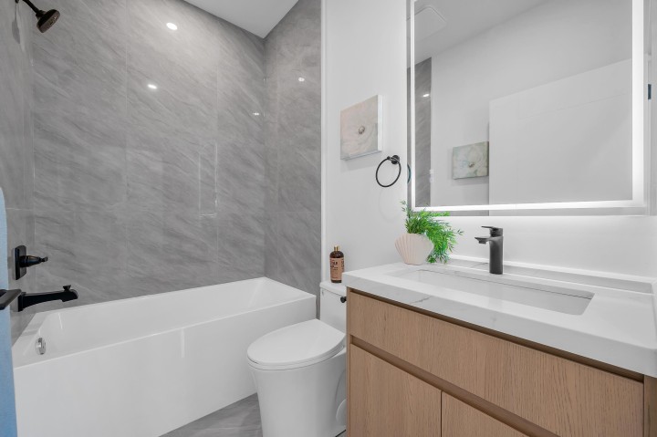 Photo 12 at 3 - 2893 Eton Street, Hastings Sunrise, Vancouver East
