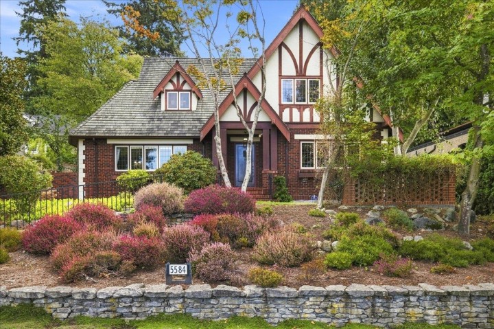 Photo 1 at 5584 Maple Street, Shaughnessy, Vancouver West