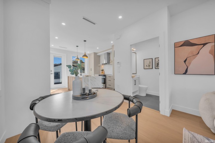 Photo 7 at 4328 Rupert Street, Renfrew Heights, Vancouver East